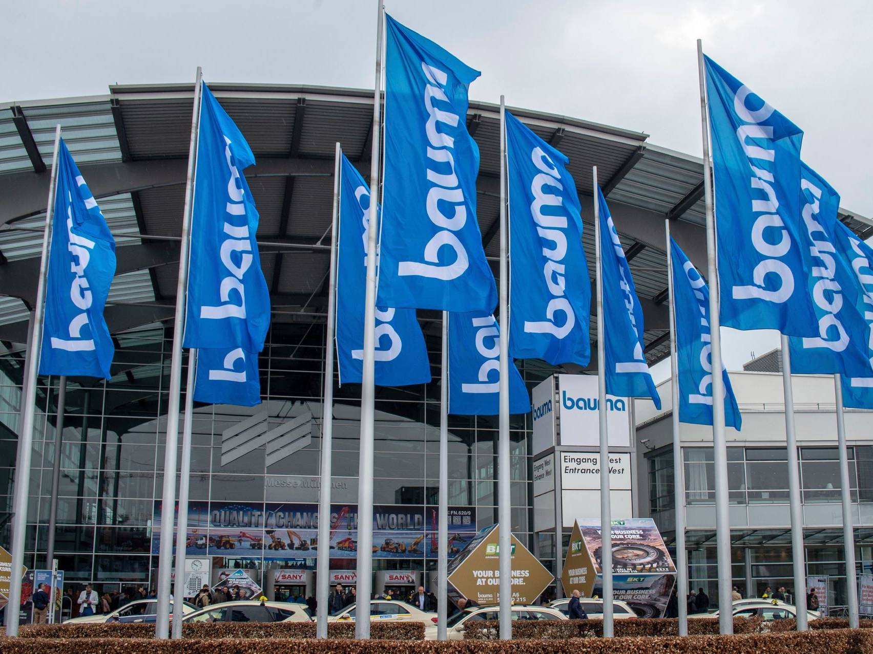 , AVOLA auf der Bauma in München,